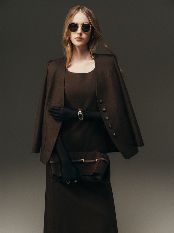 Áo vest cổ tim 2 túi ốp trước_V.1-3853 + A.3173